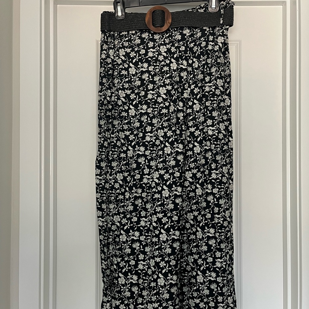 Floral Black and White Women's Pants